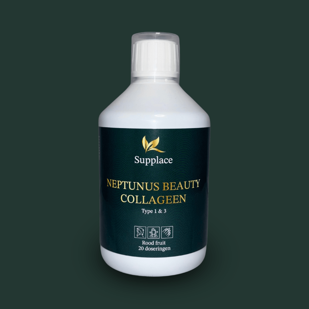 Fles Neptunus Beauty Collageen type 1 & 3 van Supplace op donkergroene achtergrond – rood fruit smaak, 20 doseringen